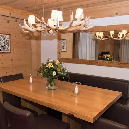 Les Silenes Apartment